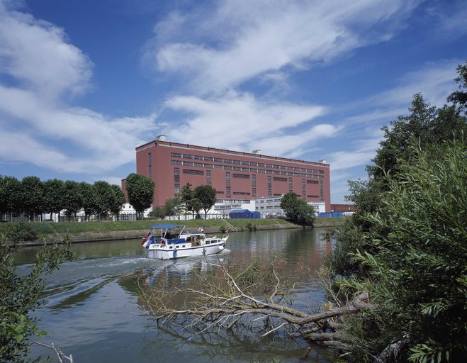 centrale base froide vue de l'oise 1995
